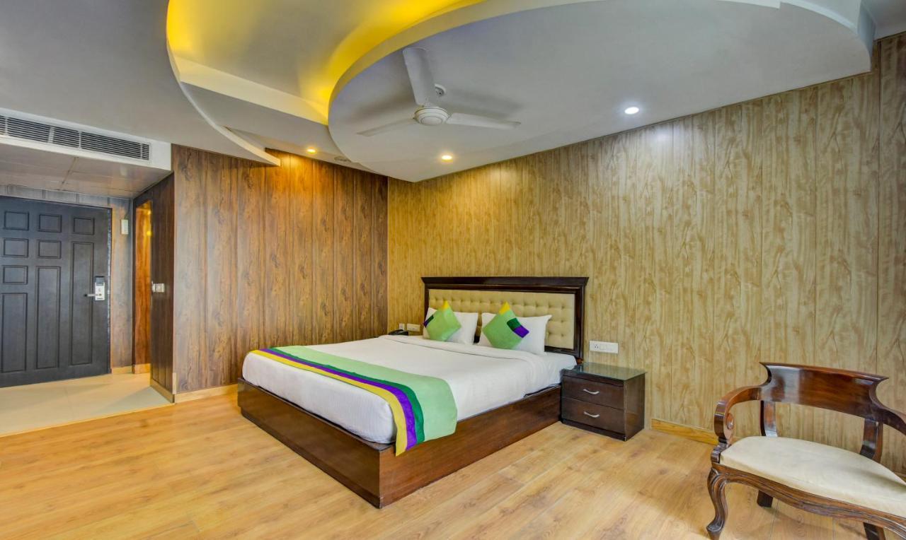 Treebo Elysee, Patel Nagar Dehradun Luaran gambar