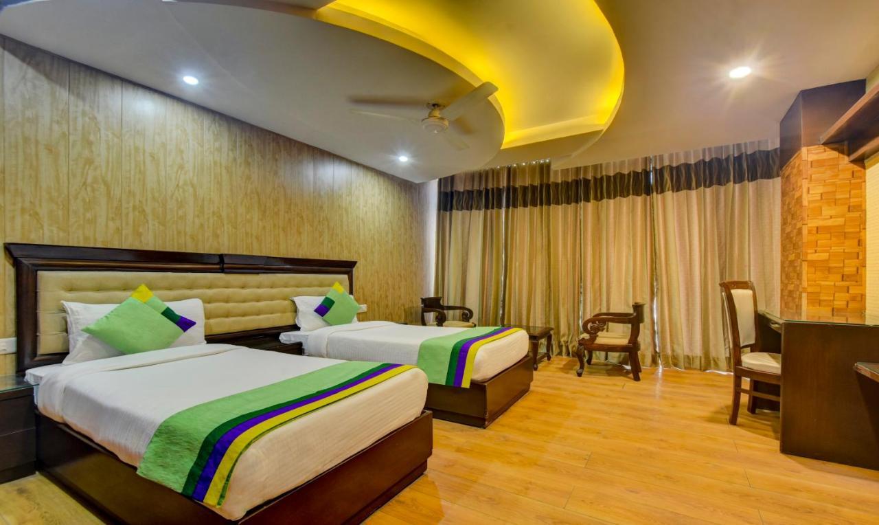 Treebo Elysee, Patel Nagar Dehradun Luaran gambar